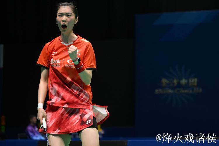 高昉洁羽毛球世锦赛首秀开门红!晋级女单32强 高昉洁羽毛球世锦赛首秀开门红!晋级女单32强